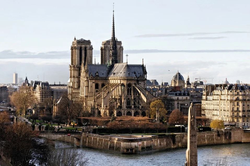 vue-ensemble-notre-dame-de-paris-avant-incendie