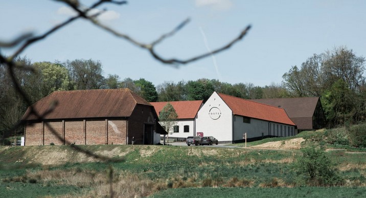 mubw-photo-ferme-Terfosse-devenue-la-Foster-Farm